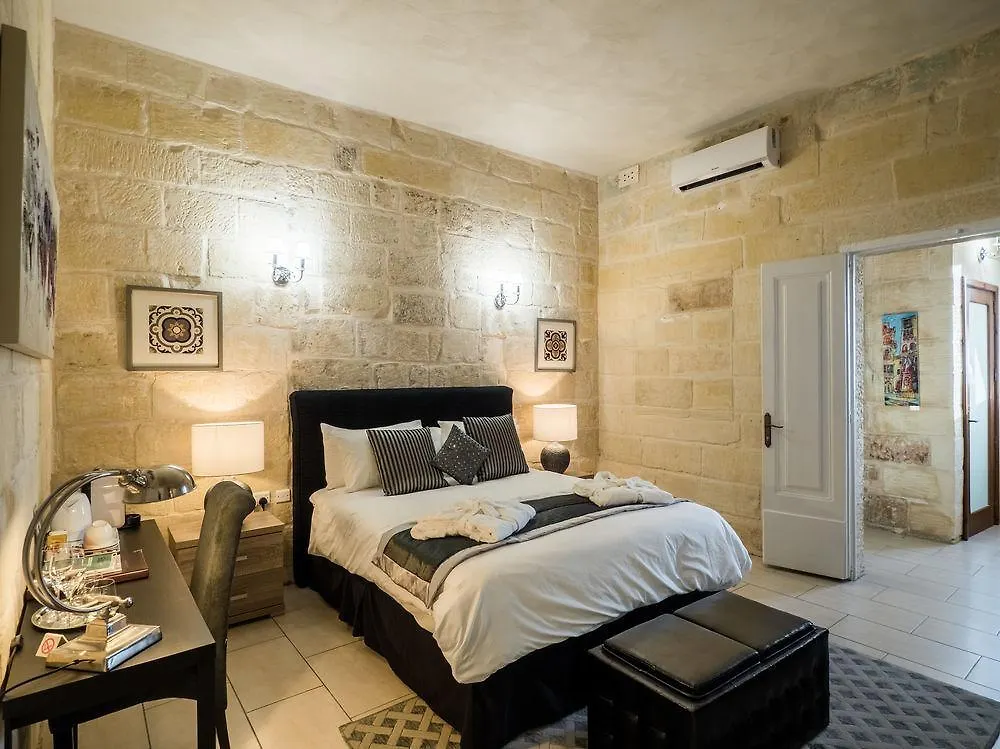 Julesy'S Bnb Bed & Breakfast Senglea Cospicua