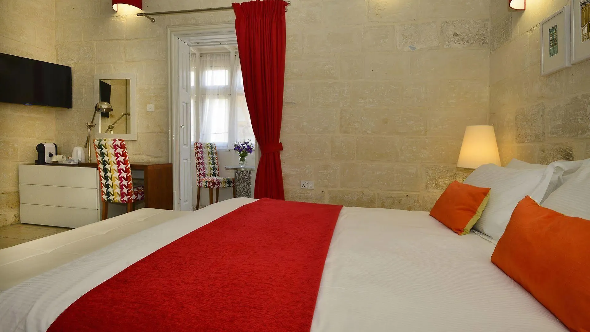 Julesy'S Bnb Bed & Breakfast Senglea Malta