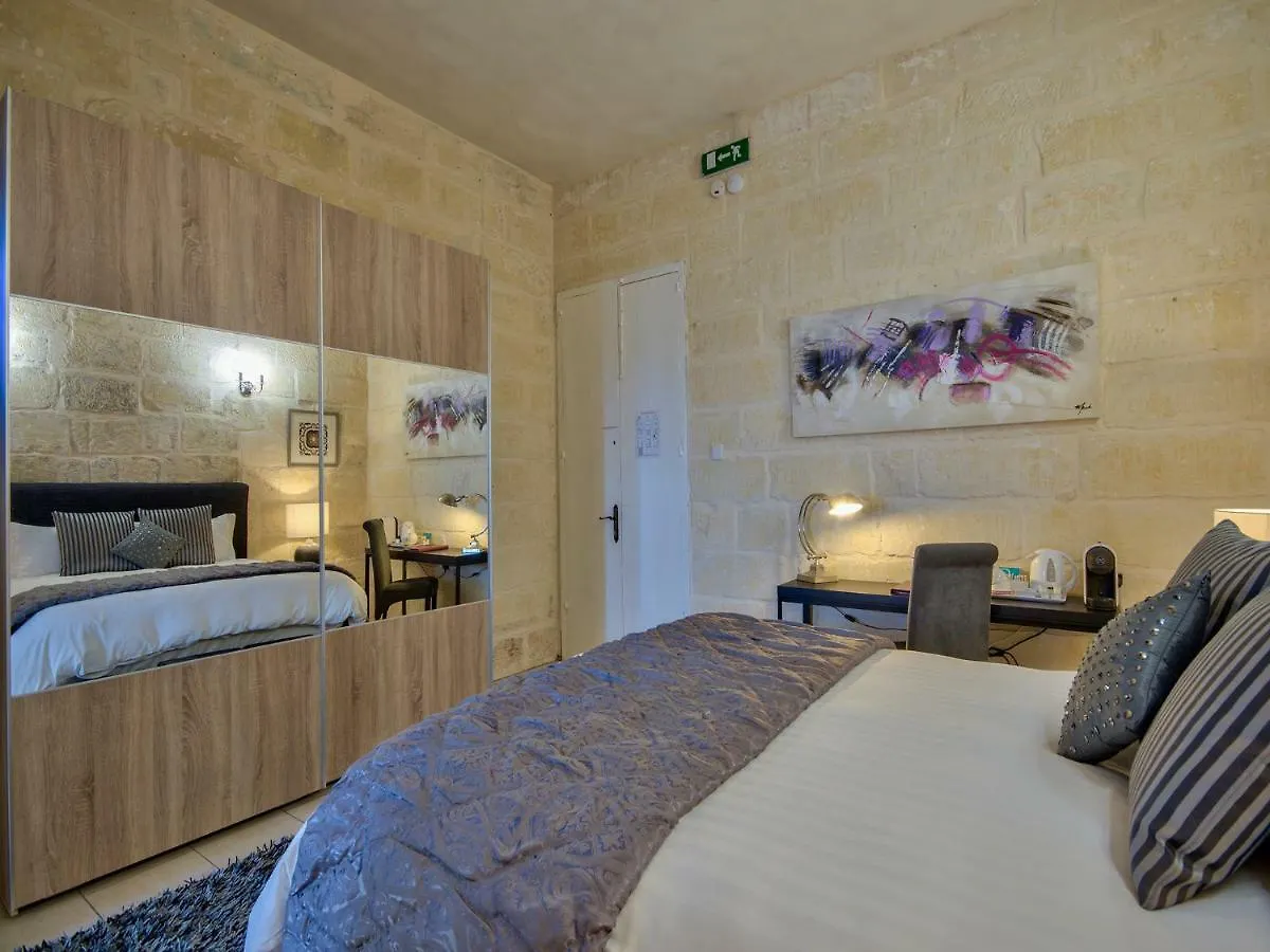 Julesy'S Bnb Bed & Breakfast Senglea